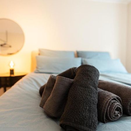 -Zentrale Wohnung-Balkon-Desingerkueche- 比勒费尔德 外观 照片